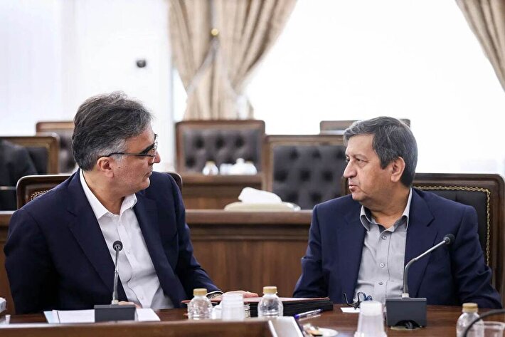 فوری/ همتی رئیس‌ کل بانک مرکزی می‌شود