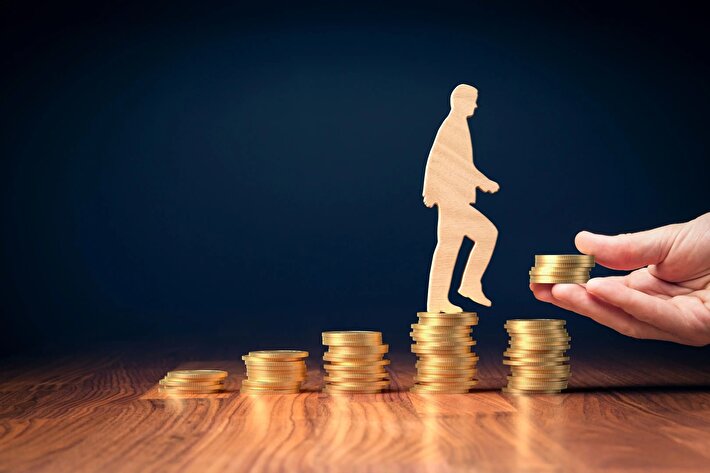 افزایش ۲۰ درصدی حقوق کافی نیست؛ پیشنهاد نماینده مجلس برای جبران