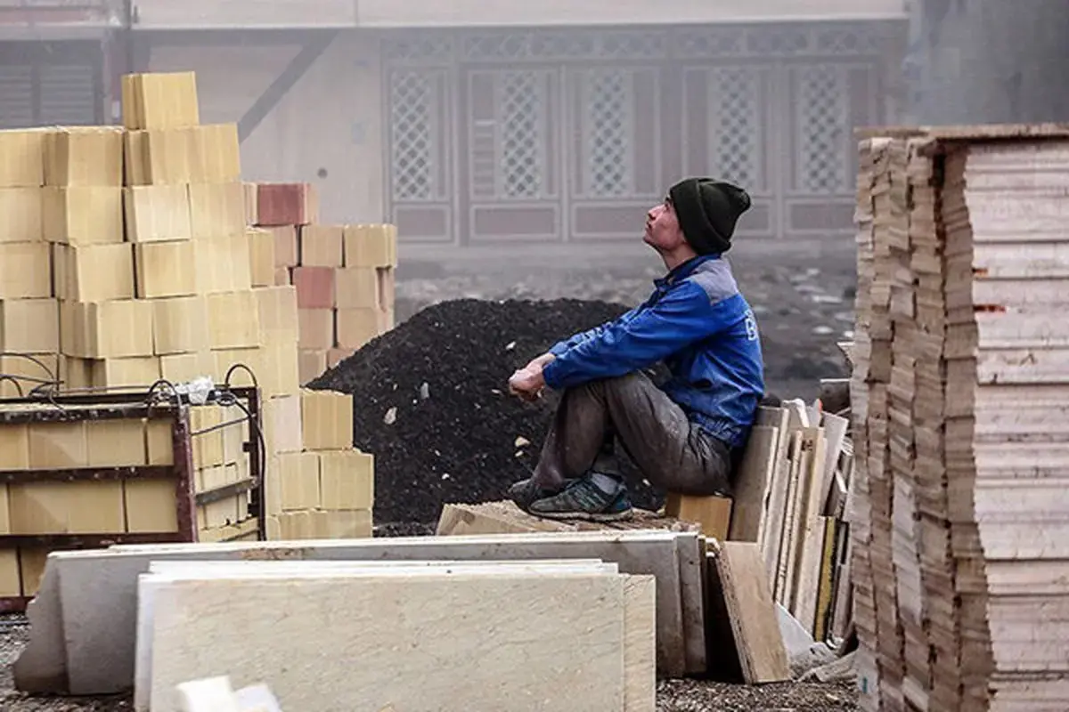 بحران معیشتی کارگران ساختمانی؛ وعده‌ های پوچ تامین اجتماعی ادامه دارد