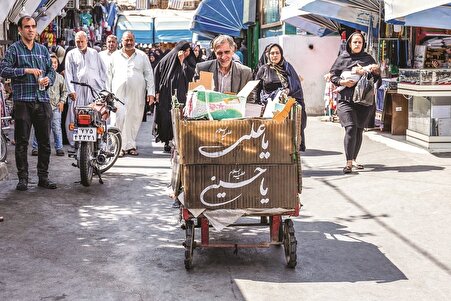 فرسودگی شغلی بدون بیمه؛ صدای اعتراض کارگران باربر بلند شد