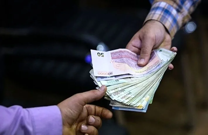 اختلاف سنگین در شورای عالی کار / دولت عدد سبد معیشت را اعلام نکرد