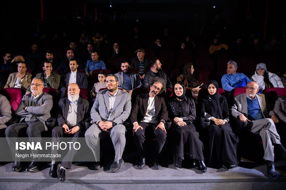 آنچه در روز دهم جشنواره فجر چهل و چهارم گذشت | فیلم‌ها، حواشی و عکس‌های اختصاصی