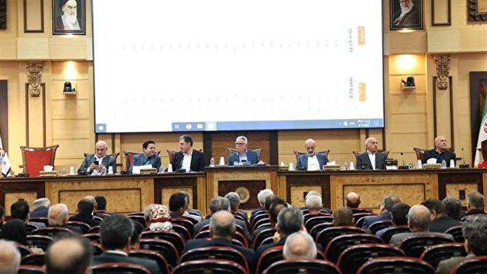 بازار در بلاتکلیفی / اصناف خواستار پایان قیمت‌ گذاری دستوری شدند