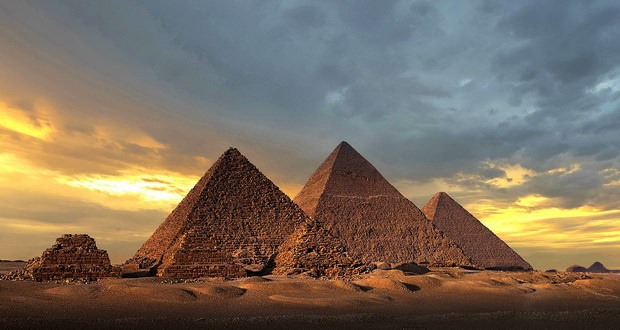 بلندترین برج‌های تاریخی جهان در ۱۴۰۴ / یک سازه ایرانی در لیست دیده می‌شود /سرخط جمعه