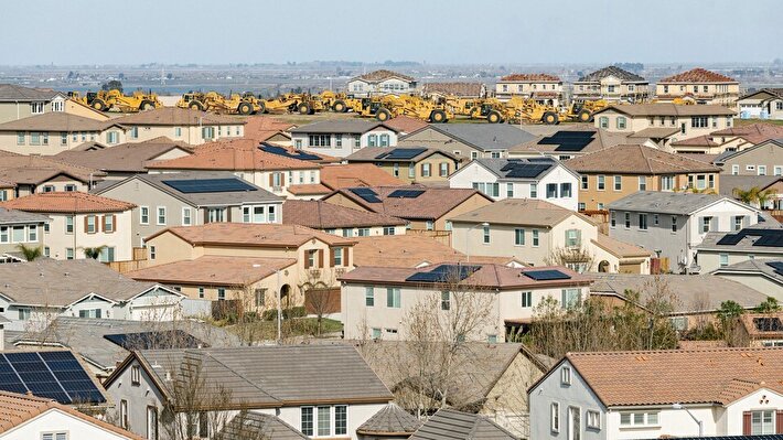 شکست بزرگ دولت در حوزه مسکن؛ وعده خانه یک میلیاردی کجا رفت؟