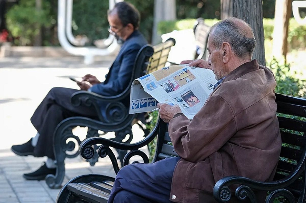 کلاهی گشاد بر سر بازنشستگان؛ حقوق ۲۲ میلیونی هم جوابگوی حداقل های زندگی نیست