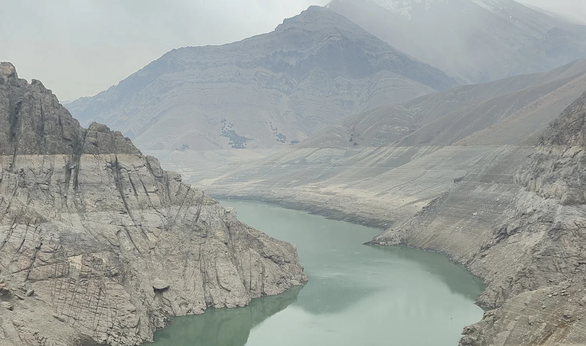 سد کرج به لبِ مرگ رسید؛ فقط ۳ درصد آب برای تأمین پایتخت باقی مانده است! سد کرج به لبِ مرگ رسید؛ فقط ۳ درصد آب برای تأمین پایتخت باقی مانده است!