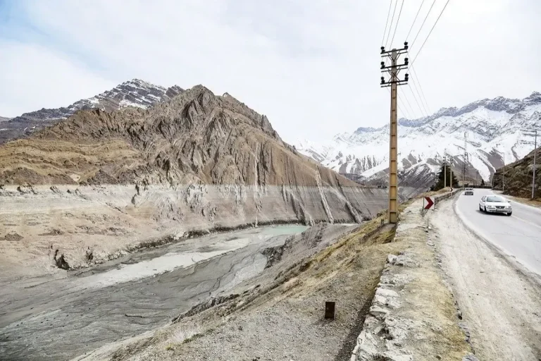 سد کرج به لبِ مرگ رسید؛ فقط ۳ درصد آب برای تأمین پایتخت باقی مانده است! سد کرج به لبِ مرگ رسید؛ فقط ۳ درصد آب برای تأمین پایتخت باقی مانده است!