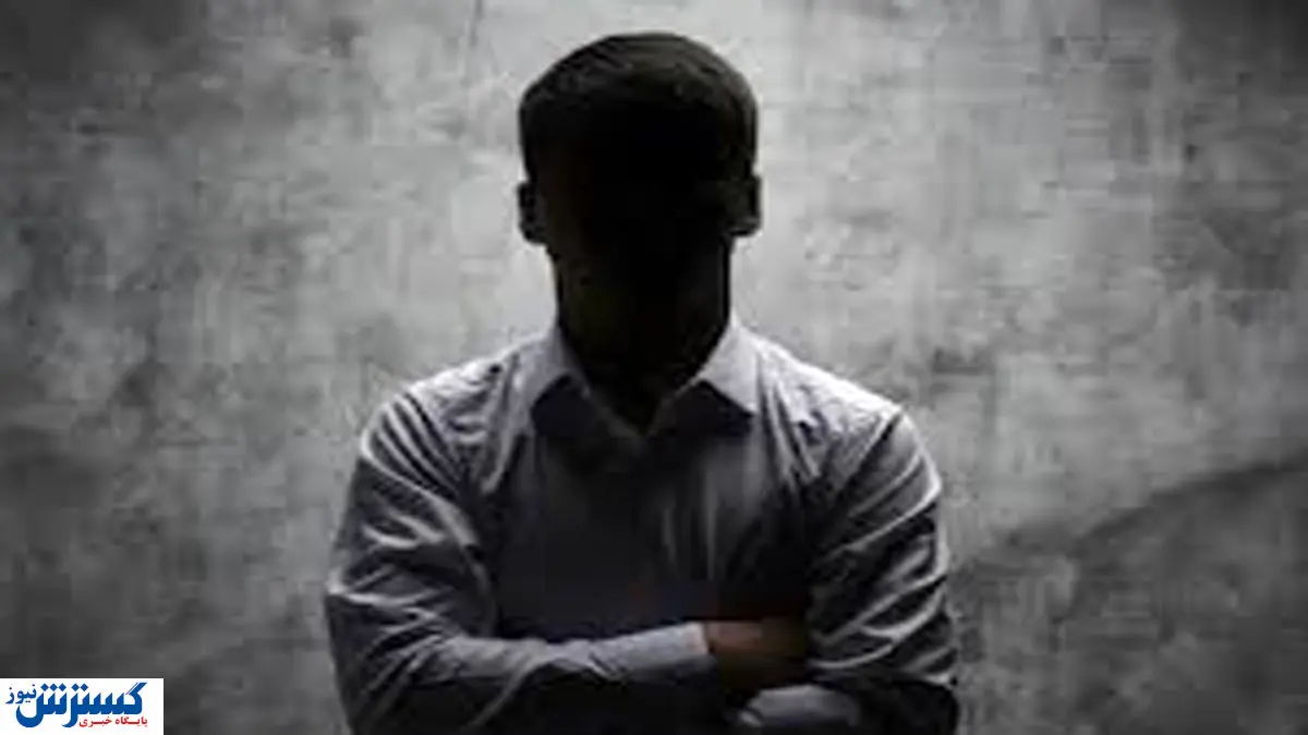 تخریب اعتراضی بنرهای تهران خبرساز شد + ببینید