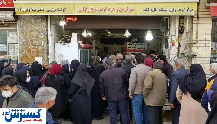 مردم برای خرید گوشت صف کشیدند