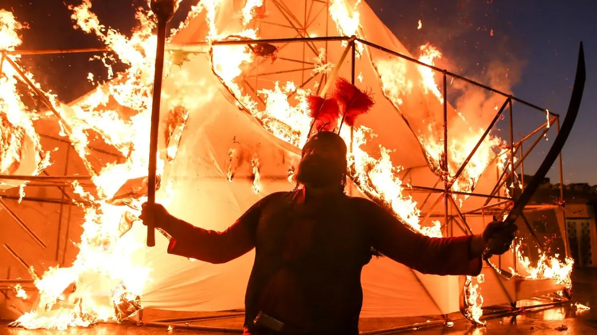 خیمه‌سوزان بازار بزرگ تهران امسال برگزار نشد | توقف سنت ۹۰ ساله