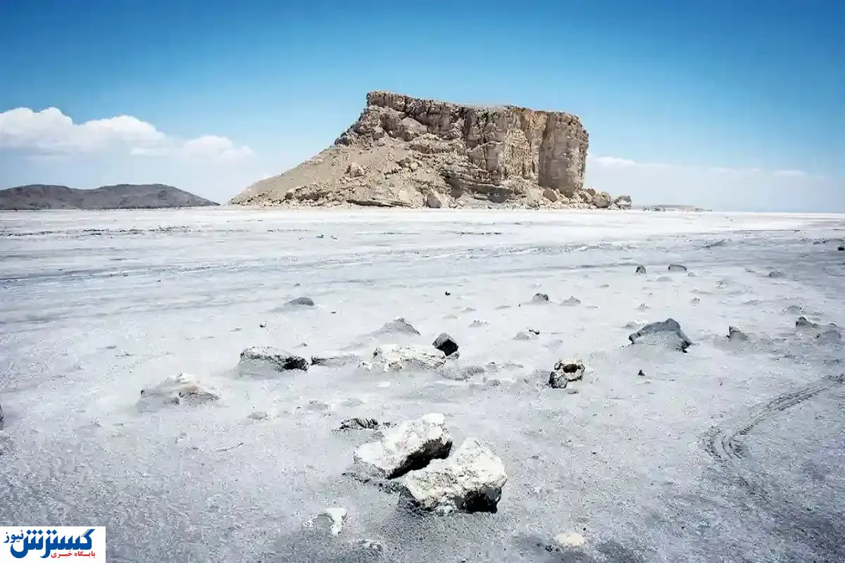 فاتحه چشم ایران خوانده شد