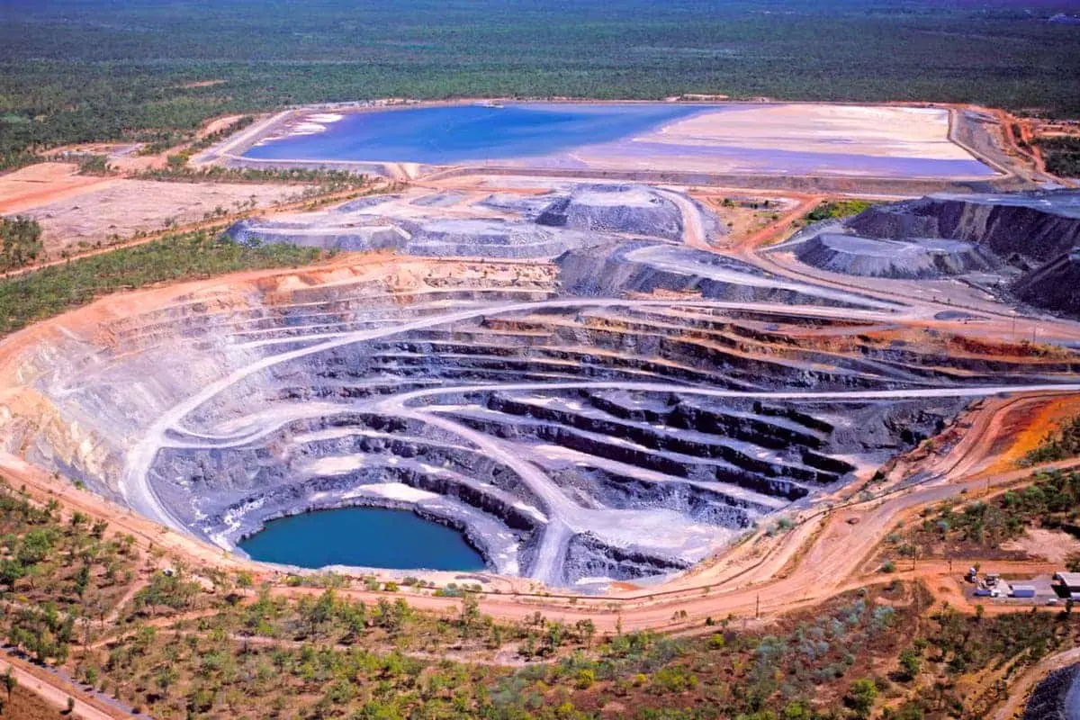 معادن اورانیوم ایران | ثروتی که زیر زمین پنهان است