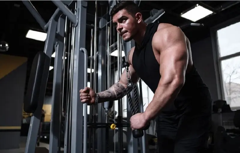 برنامه رایگان بدنسازی برای آقایان و بانوان به صورت رایگان