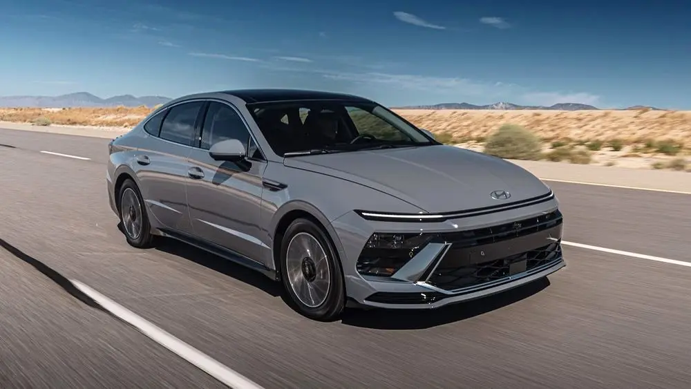 هیوندای سوناتا؛ بررسی کامل نسلها، مشخصات و قیمت این سدان محبوب