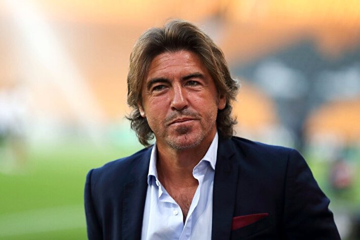 دست رد ساپینتو به سینه بمب استقلال؛ ستاره آبی‌ها بوی جدایی می‌دهد