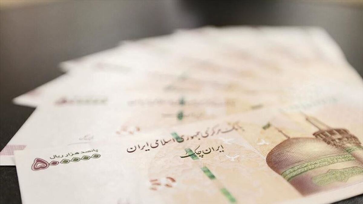 اقدام مجلس برای افزایش حقوق کارگران؛ تورم یقه جامعه را گرفت