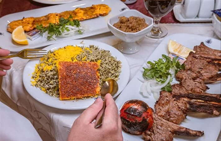 پول مشتری مستقیم به خزانه واریز می‌شود؛ پایان فرار مالیاتی در رستوران‌ها و پلتفرم‌ها