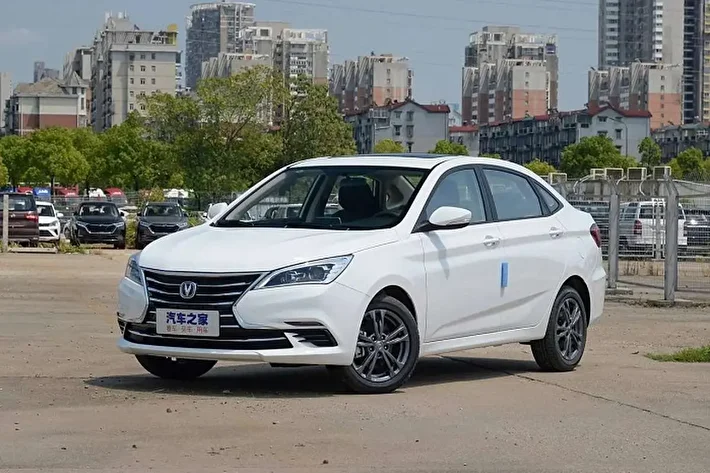 بمب خبری ؛ فرزند جدید ایران‌ خودرو در آستانه ورود به بازار