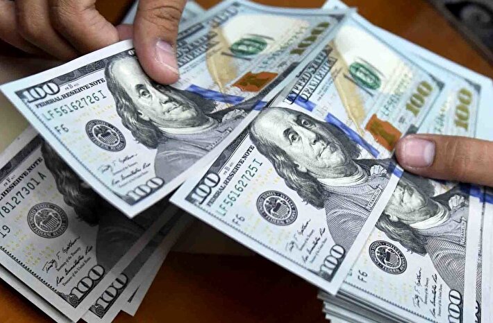 قیمت دلار امروز در بازار کاهشی شد (۲۷ آذر ۱۴۰۴)