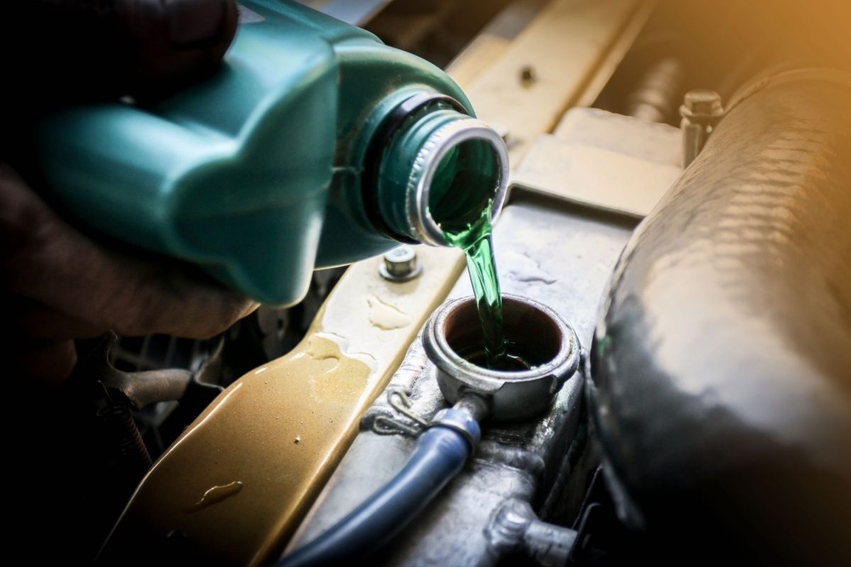 قاتل خاموش زیر کاپوت خودروها | ضد یخ سبز بریزیم یا قرمز ؟/////جمعه