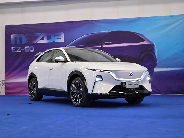 سامورایی ژاپنی به بازار خودروی ایران وارد شد