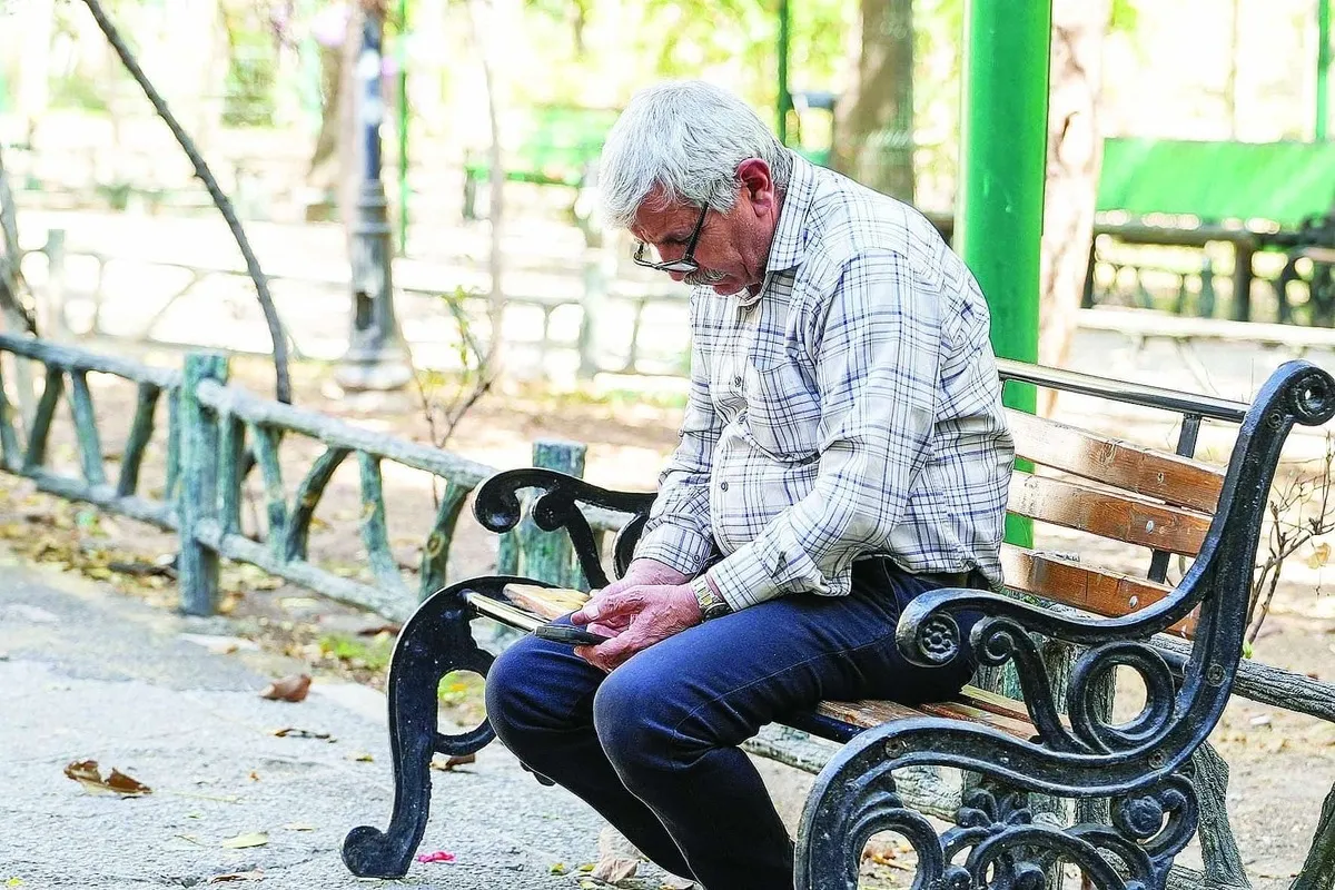 پرداخت فوق‌العاده غیرمستمر برای شاغلان؛ سر بازنشستگان بی کلاه ماند