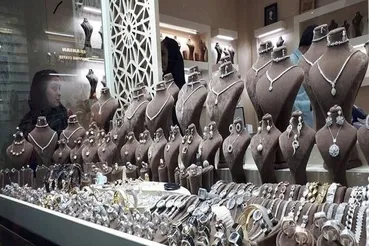 نقره در مسیر صعود خوش درخشید (۹ دی)