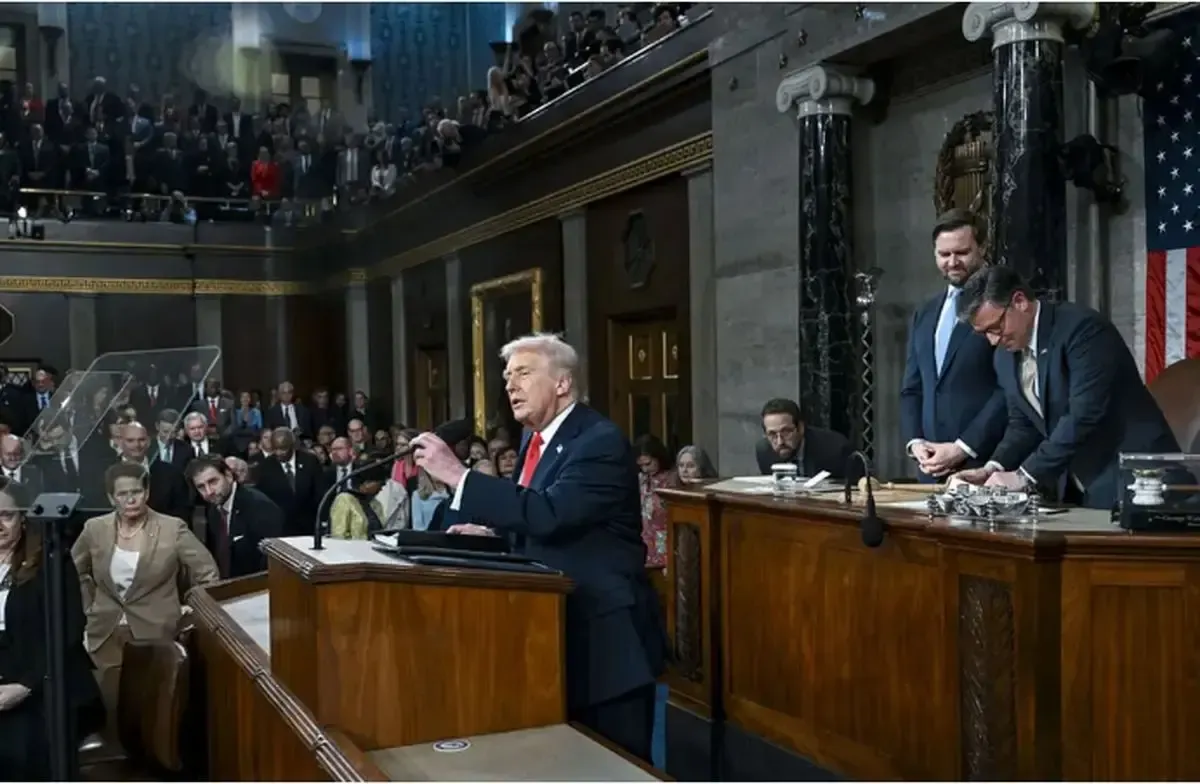 ترامپ «طرح‌های جایگزین» علیه حمله به ایران خبر داد