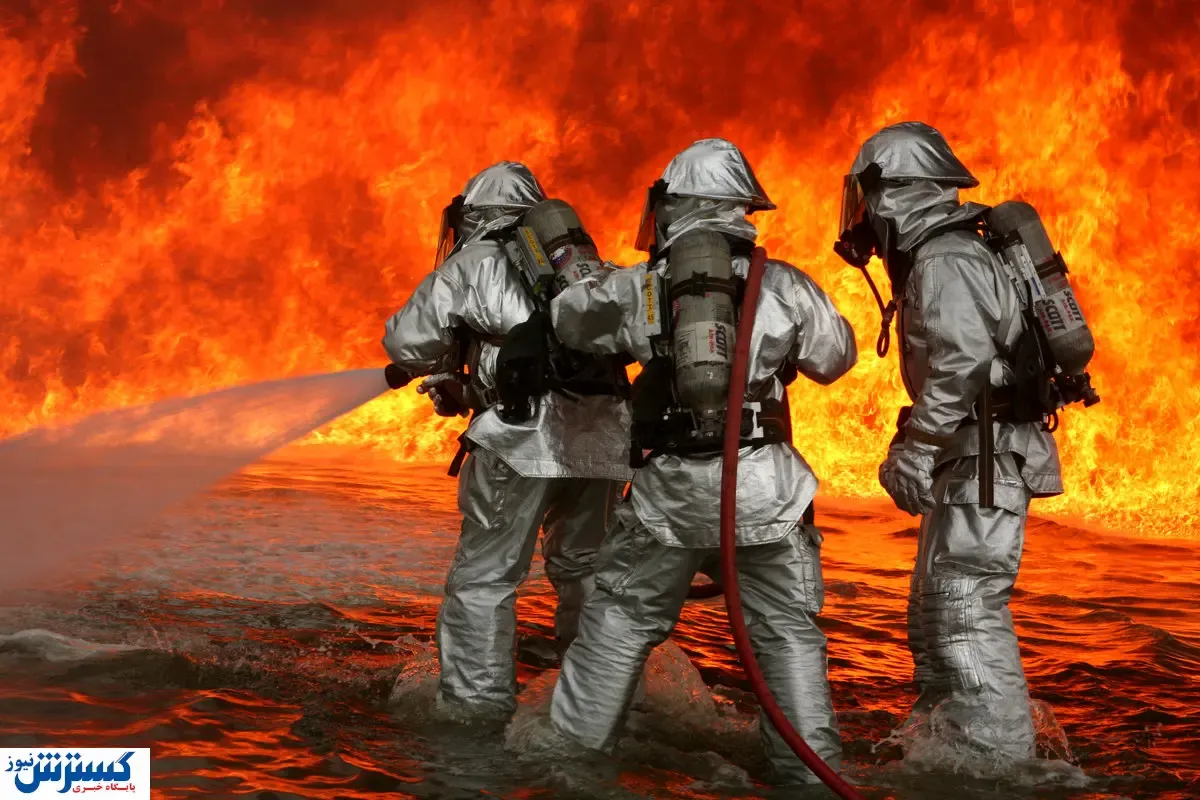 لباس قرمزهای همیشه در خطر