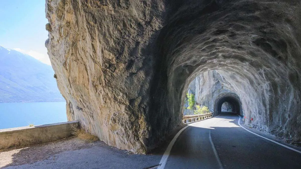 ۵ جاده هوشمند در سال ۲۰۲۶؛ این تکنولوژی می‌تواند دنیای رانندگی را دگرگون کند