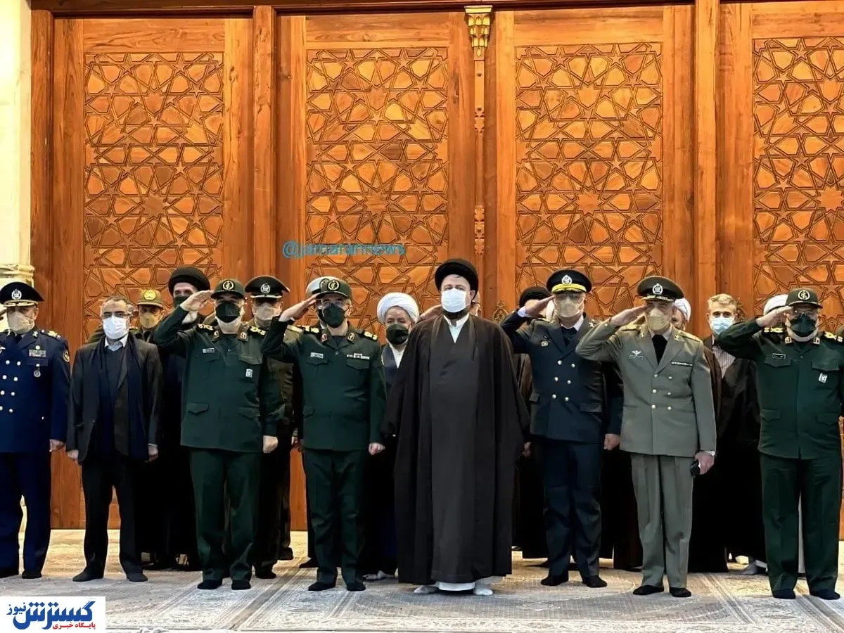 بیعت فرماندهان و کارکنان نیروهای مسلح با آرمان‌های امام