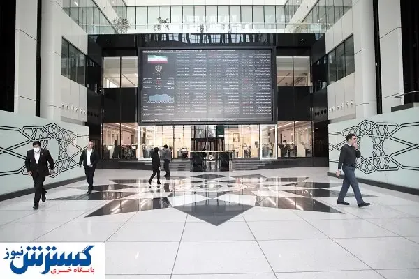 سیگنال دلار به سهامداران / بورس از بازارهای موازی عقب‌ ماند