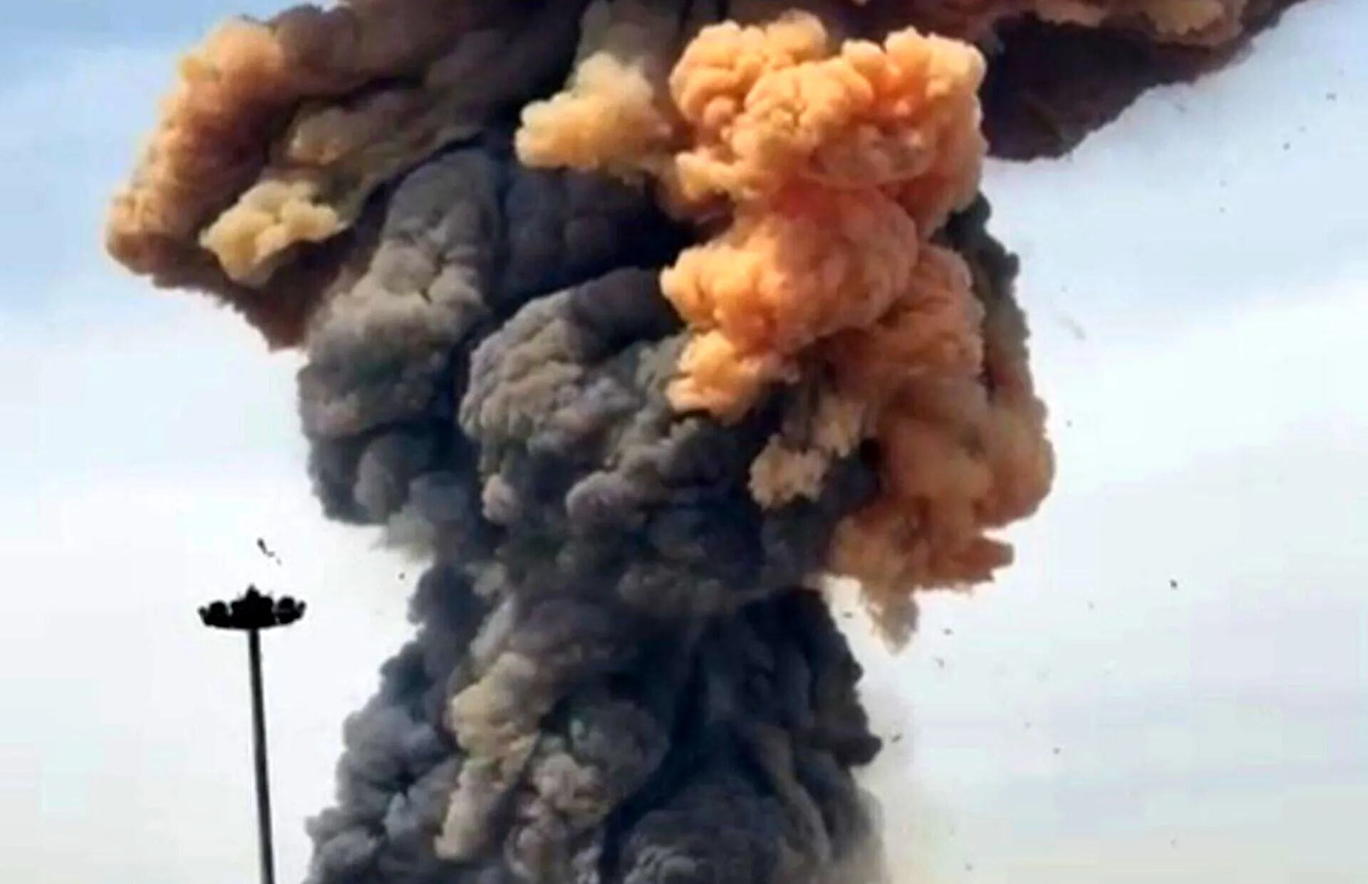 صدای انفجار شدید در کرج و اصفهان