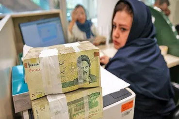 ابلاغ بخشنامه جدید دولت برای فعالیت ادارات / حضور کارمندان به ۲۰ درصد ظرفیت کاهش یافت