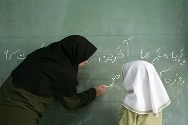 معلمان خط مقدم استثمار در مدارس خصوصی / روایت‌هایی از دستمزد یک‌ میلیون تومانی و اخراج برای کاهش هزینه‌ها