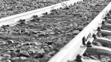 حمله هوایی دشمن به راه آهن کرج + فیلم