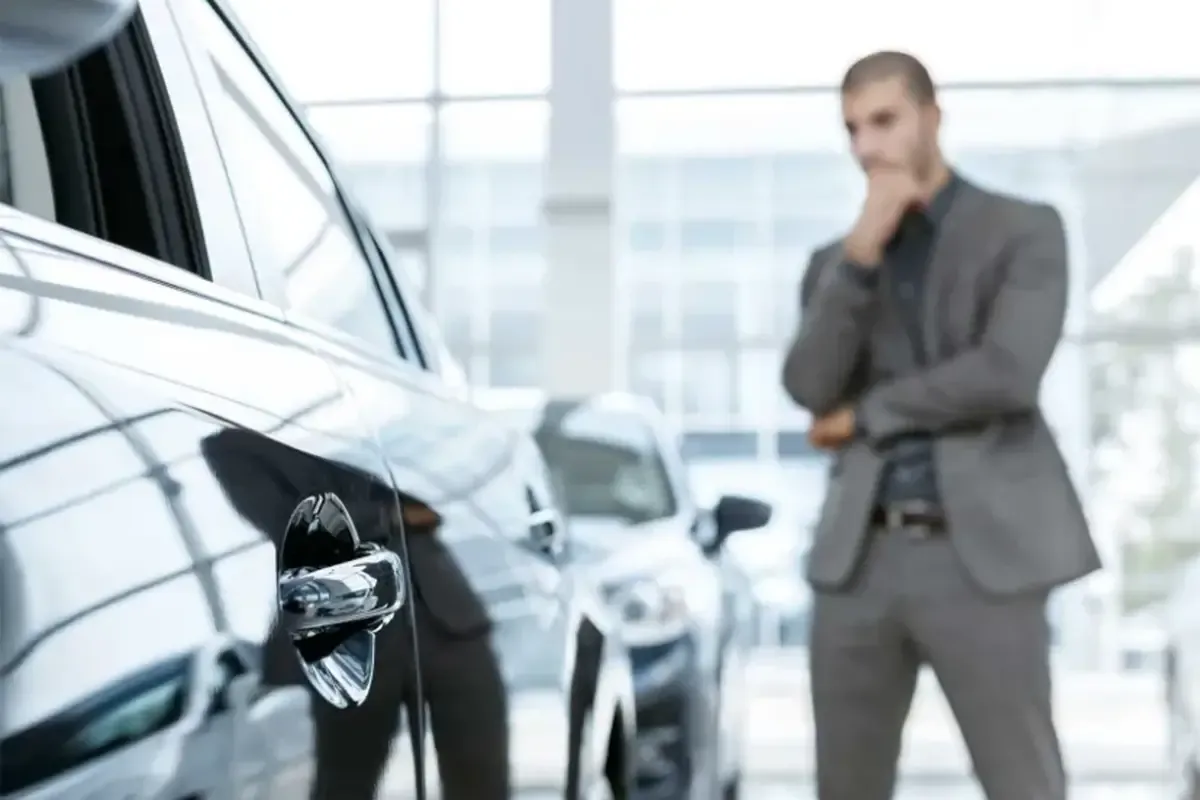 قیمت خودرو در تنگنای رکود | مسئولین چه خوابی برای این بازار دیده اند؟