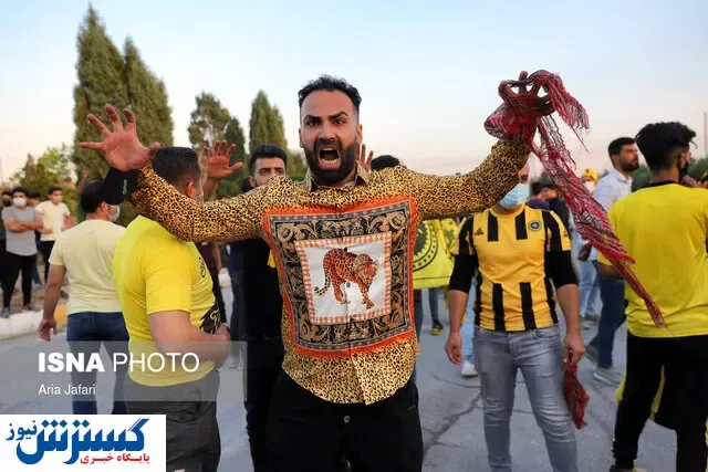 اینجا کرونا نیست؟! ویروس، فوتبال نمی‌شناسد؟!