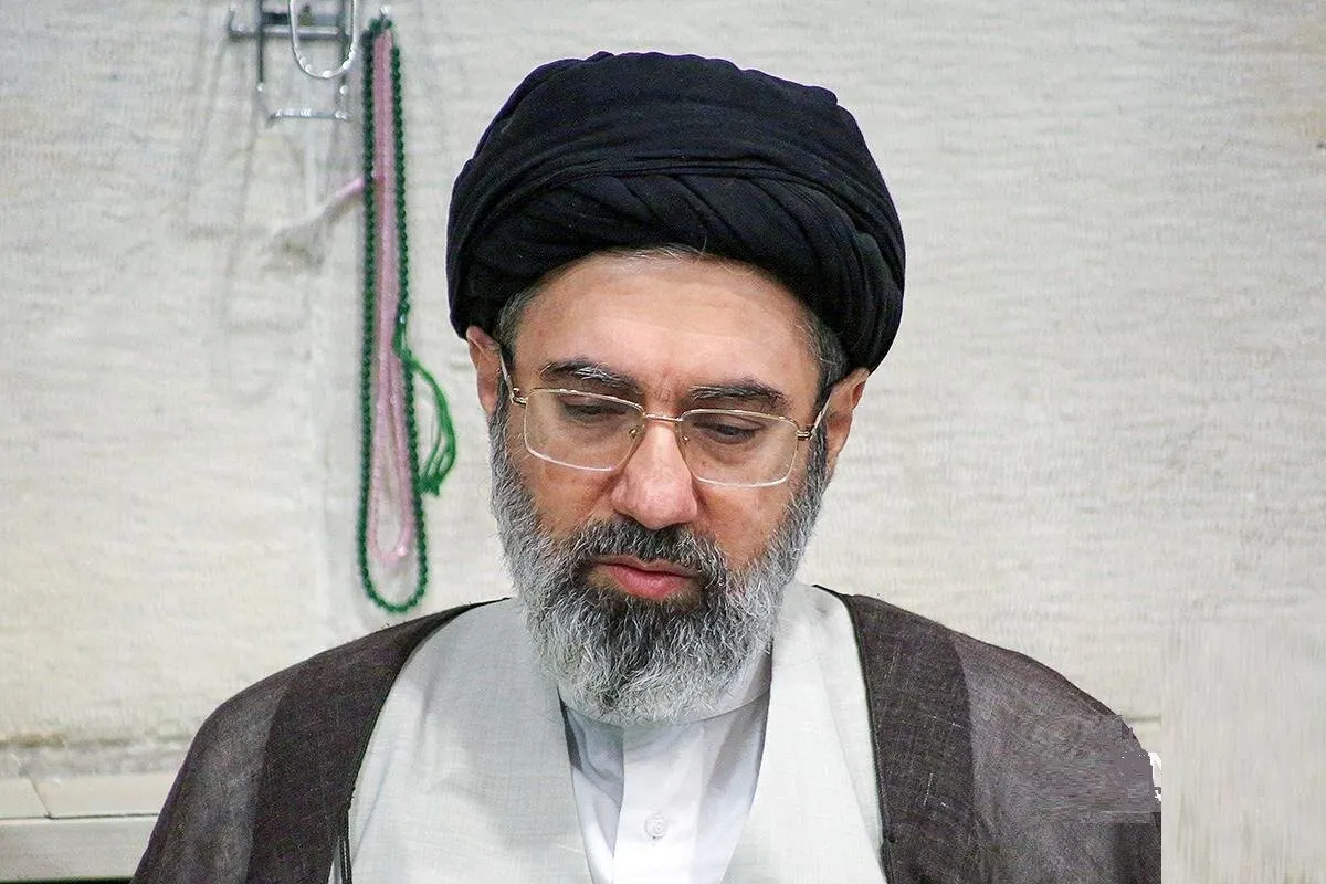 پیام معنادار عضو مجلس خبرگان به سیدمجتبی خامنه ای