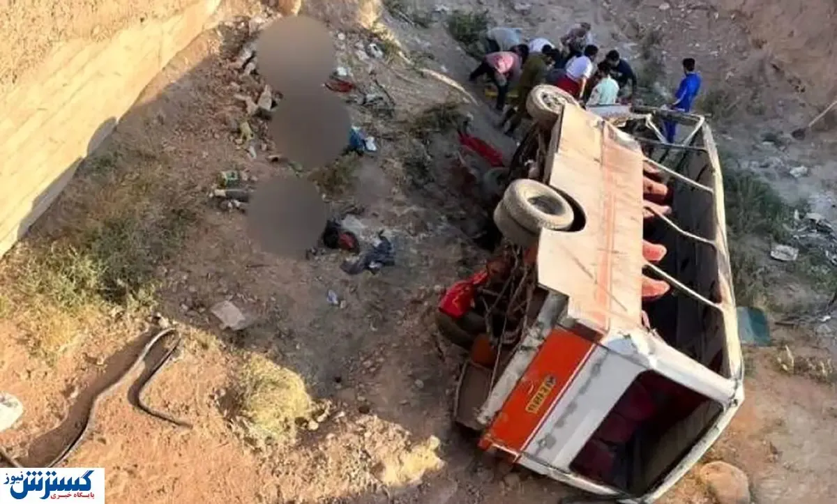 سقوط مینی بوس در دره ورزقان + عکس فوتی‌ها