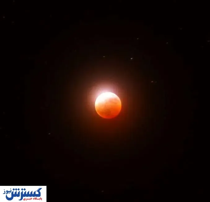 عکس‌های فوق العاده زیبا از «ماه‌گرفتگی کامل خونین» شب گذشته + ببینید