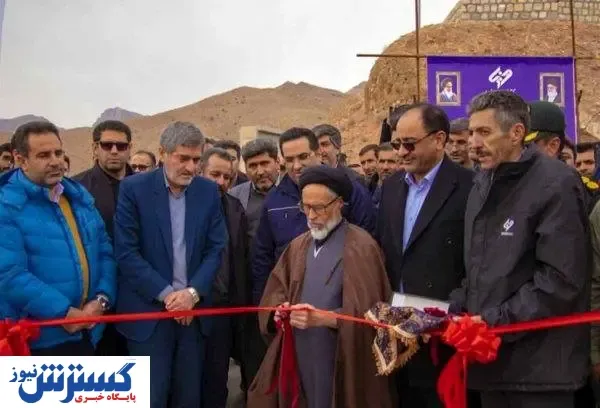 سقایی مجتمع فولاد غدیر برای مردم منطقه