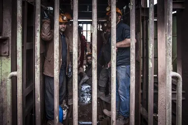 شوک اقتصادی؛ معادن ایران سوخت کشور را دود کردند!