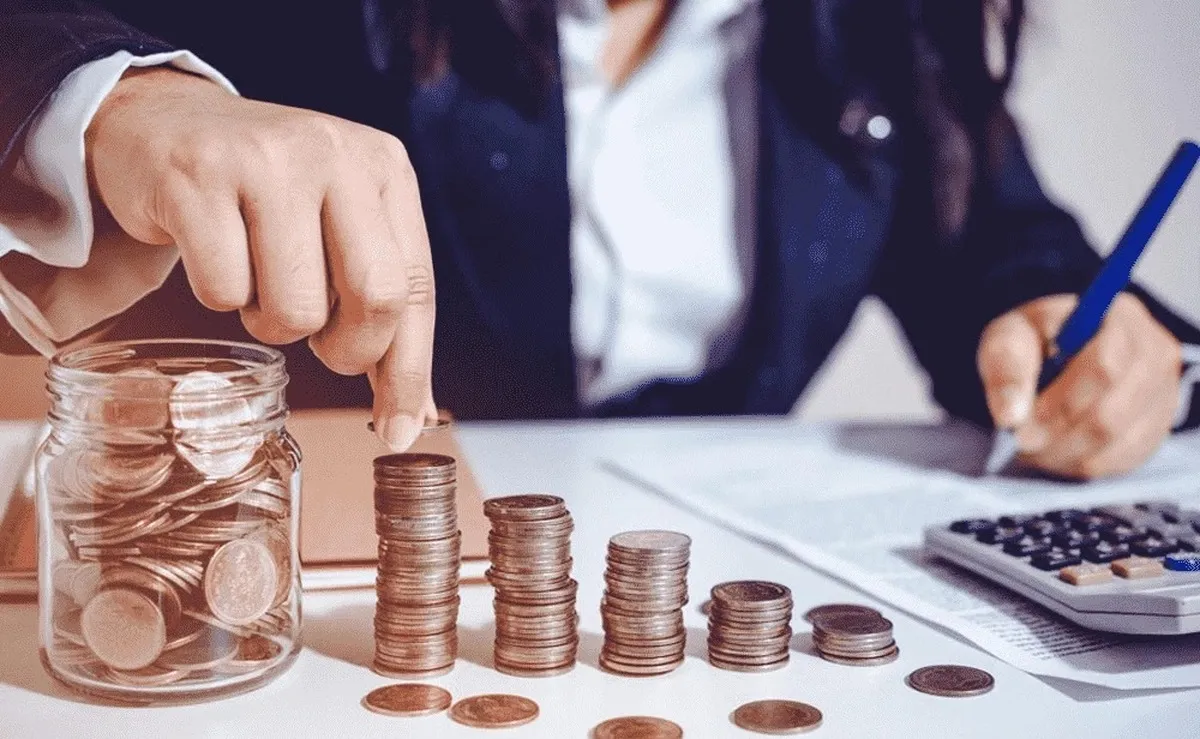 تصمیمات ضربتی دولت درباره یارانه‌ها؛ افزایش حقوق‌ها پلکانی نمی‌شود؟