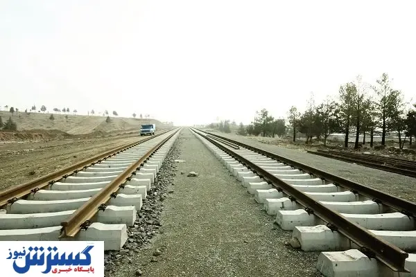 انتظار شبکه ریلی در ایستگاه توسعه