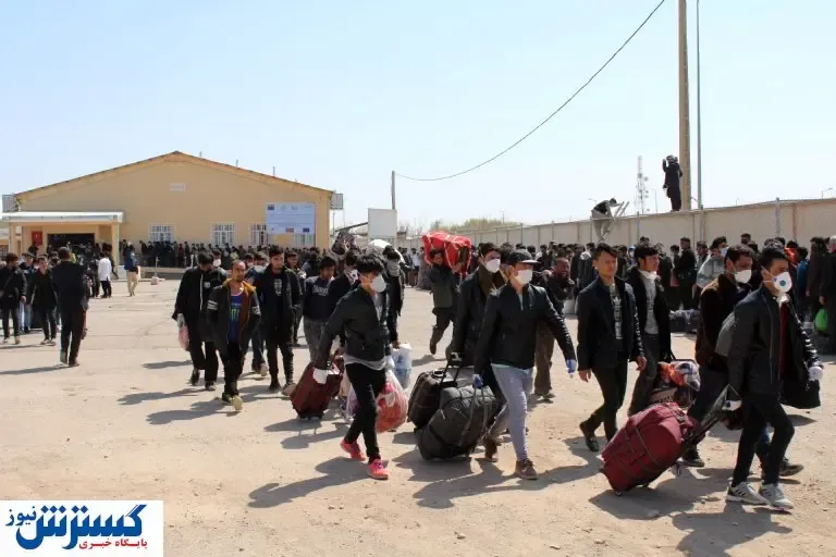 فرار نیروهای نظامی افغانستان به سوی ایران