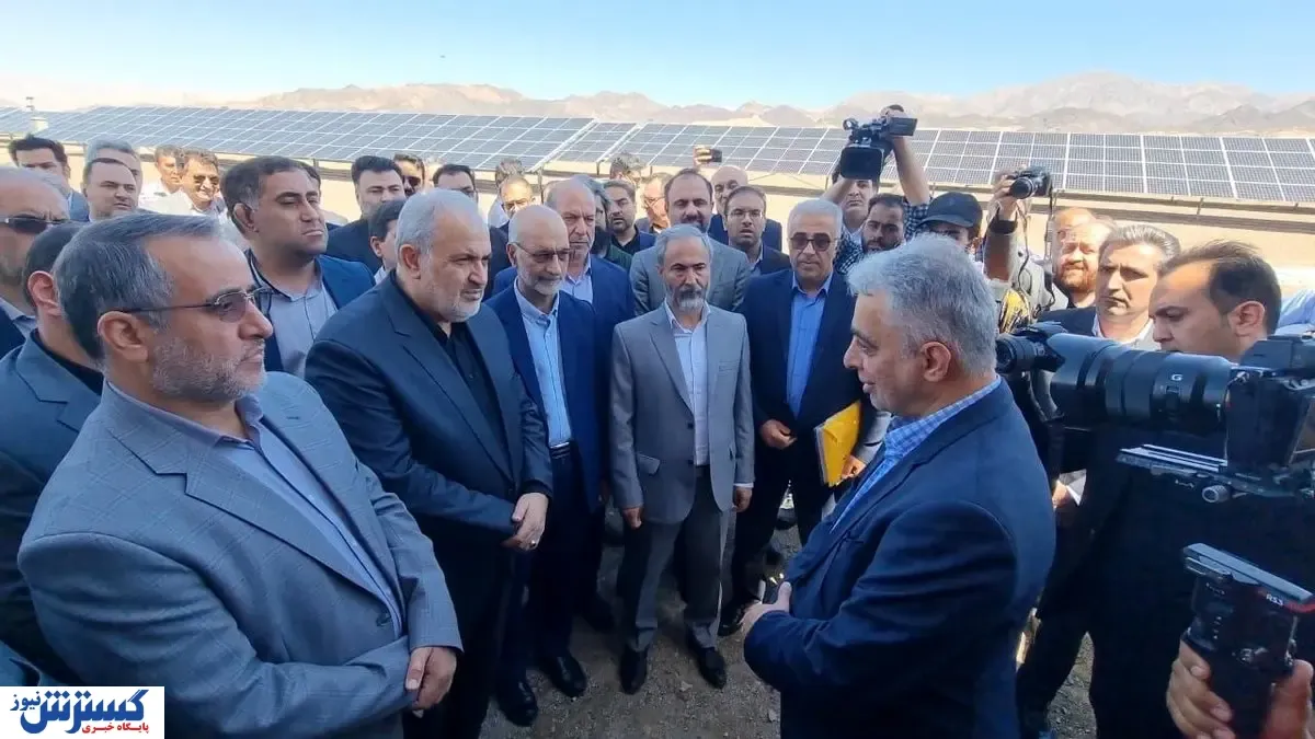 هم‌اکنون/ آیین افتتاحیه نیروگاه ده مگاواتی خورشیدی پویای سمنان
