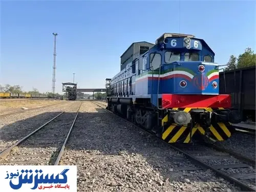 بازسازی دو دستگاه لکوموتیو برای نخستین بار در فولاد خوزستان
