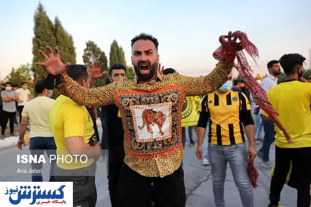 اینجا کرونا نیست؟! ویروس، فوتبال نمی‌شناسد؟!